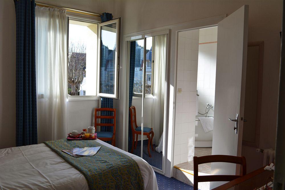 Marie Anne Hotel Deauville Buitenkant foto