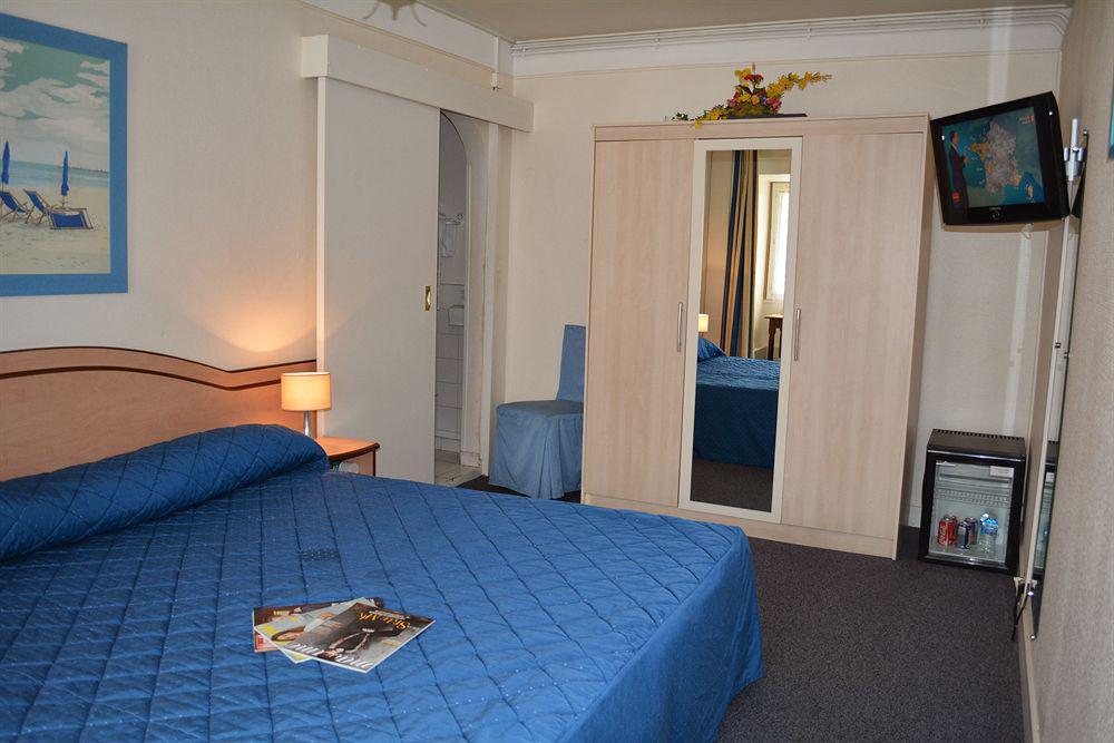 Marie Anne Hotel Deauville Buitenkant foto